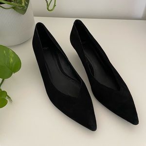 Make classic suede kitten heels